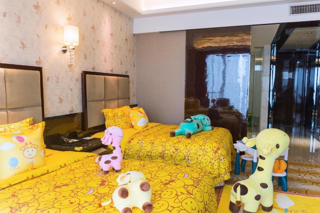 Eurasia Convention International Hotel Wuhan Luaran gambar