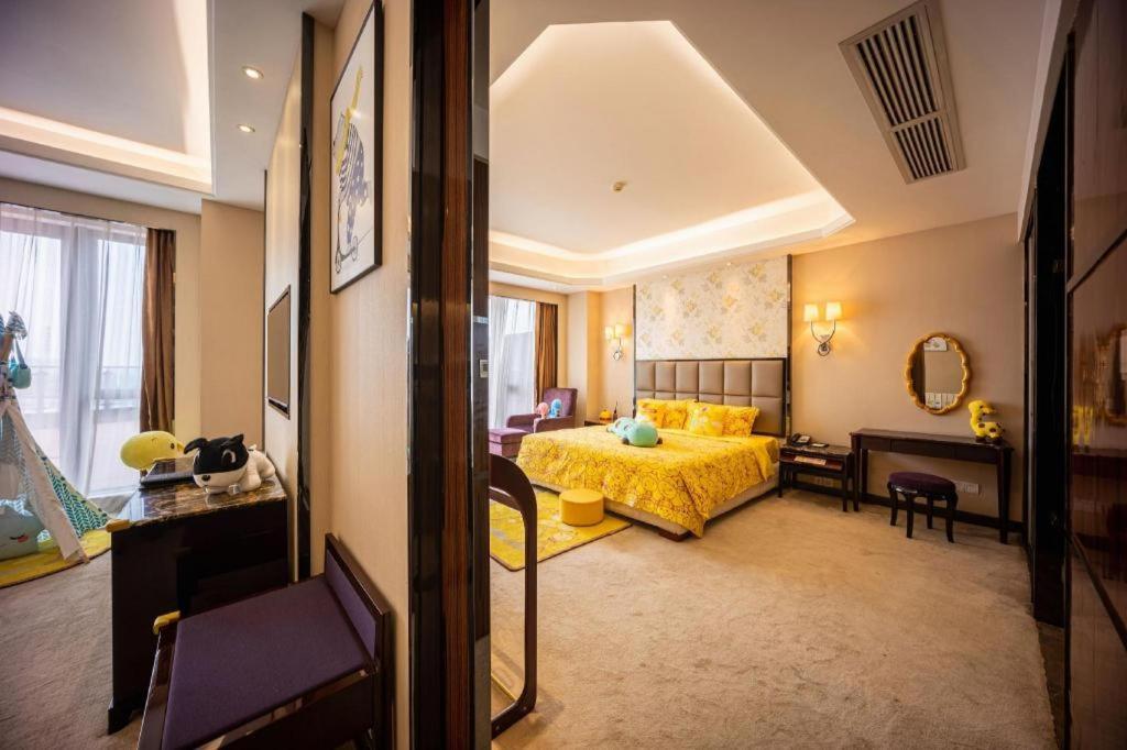 Eurasia Convention International Hotel Wuhan Luaran gambar