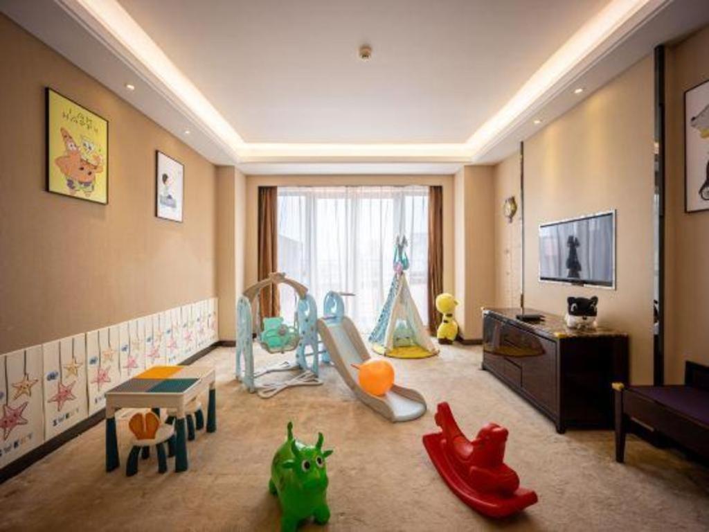 Eurasia Convention International Hotel Wuhan Luaran gambar