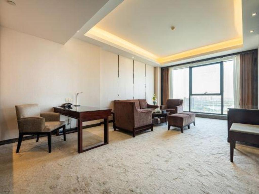 Eurasia Convention International Hotel Wuhan Luaran gambar