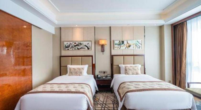 Eurasia Convention International Hotel Wuhan Luaran gambar