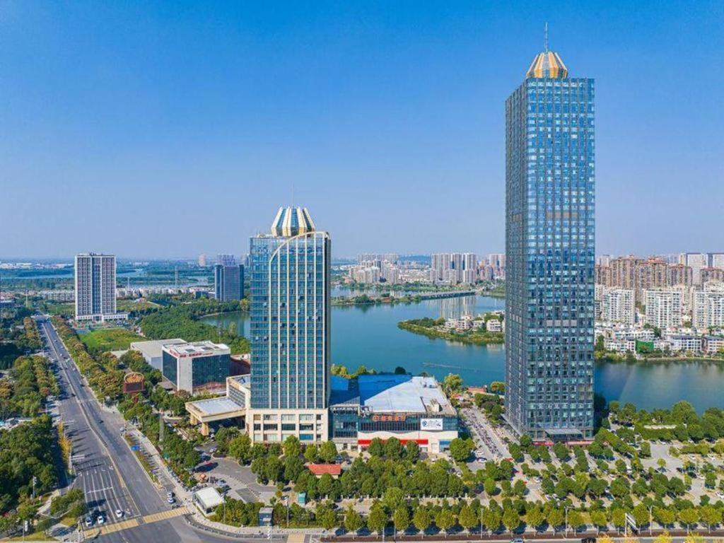 Eurasia Convention International Hotel Wuhan Luaran gambar