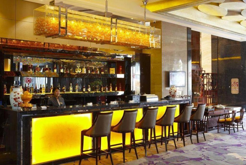 Eurasia Convention International Hotel Wuhan Luaran gambar